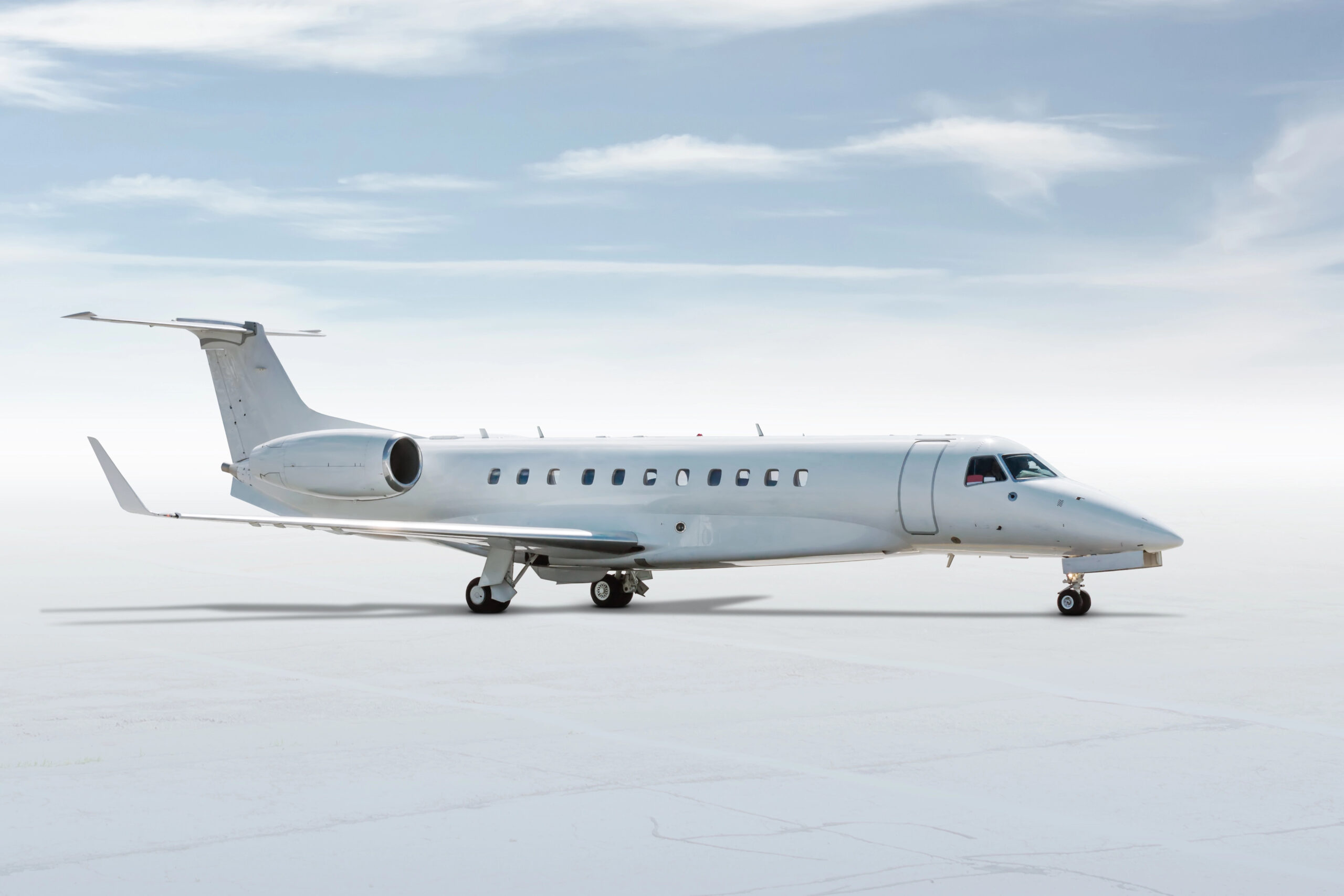 EMBRAER 145